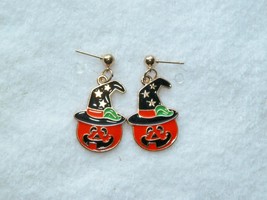 Gold Jack O&#39;Lantern Enamel Post Drop Earrings Pumpkin Witch&#39;s Hat Halloween - £7.21 GBP