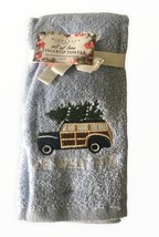 Christmas Fingertip Towels Woody Station Wagon Tree Embroidered Set of 2 Holiday - £28.88 GBP