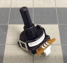 OEM Kenmore Oven Range Burner Control Switch 316239601 - $19.75