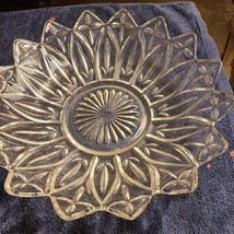 Federal Clear Glass 11.5&quot; Platter Plate 16 Point Star Flower Petal Crosses Starb - $14.01