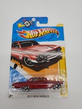 Hot Wheels 61 Impala 1:64 Scale Die Cast 2011 V5617 - £4.32 GBP