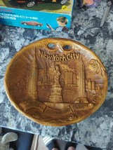 Arrow New York City NYC Souvenir Brown Plastic Plate Bowl Platter - £7.75 GBP