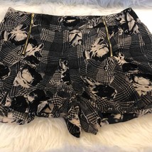 Epique Moi zipper chiffon tan black rose shorts - $23.00