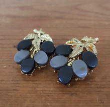 Vintage Moon Glow Black Gray Grape Bunch Clip On Gold Toned Costume Earr... - $19.99