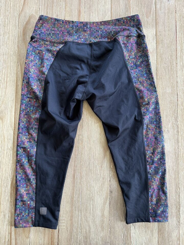 LuLaRoe Jade Capri Compression Moisture and 24 similar items