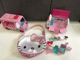 Hello Kitty Cat Purse and toy Playset  figures furniture lot - $19.75