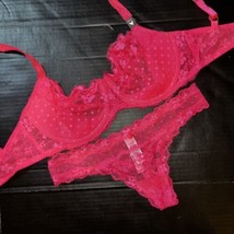 Nwt Victoria&#39;s Secret 34DD Conjunto Sujetador S Tanga Rosa Neón Coral Lace Topos - £58.16 GBP