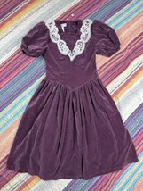 Vtg Jessica McClintock For Gunne Sax Girl’s Purple Velvet Dress Lace Bodice 8 - £35.32 GBP