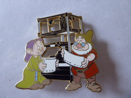 Disney Trading Pins 86601 Walt Disney Family Museum -Dopey &amp; Doc Multi-plane - £36.64 GBP