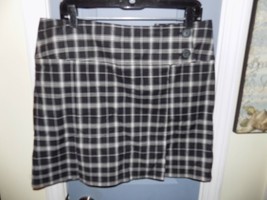 New York &amp; Company Front Pleated Skirt Plaid Black/White Size 14 Women&#39;s... - £16.31 GBP