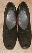 Vintage 1940s Black Suede Peep-Toe Pumps Shoes Heels Matrix Shoes Denver Antique - $70.00