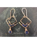 Handmade copper earrings: small square spiral hoops wire wrapped lapis l... - €26,53 EUR