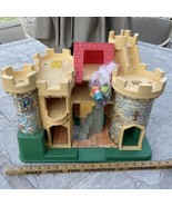 CASTLE (EXC LITHOS) #993 VINTAGE FISHER PRICE LITTLE PEOPLE - $1,708.03 MXN