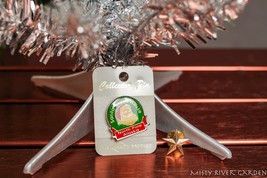 Christmas Xmas Santa Claus North Pole Star Pins - £1.57 GBP