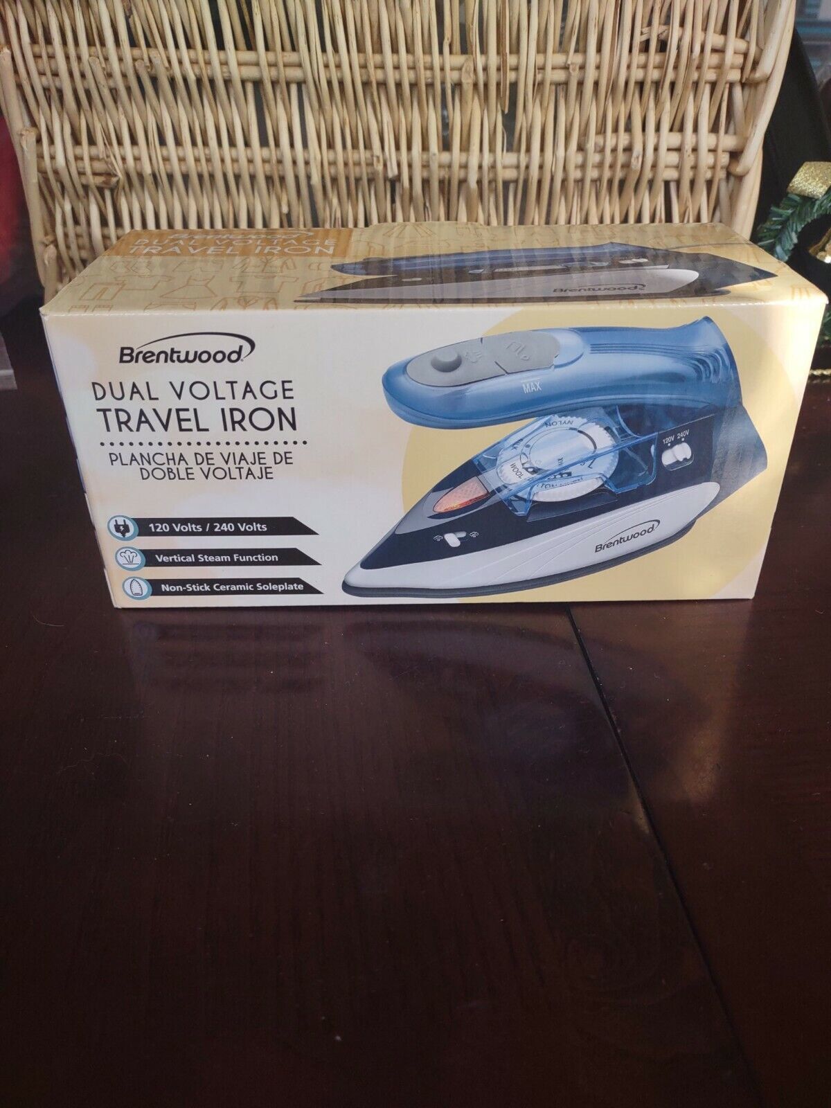 Brentwood Dual Voltage Travel Iron - £31.64 GBP