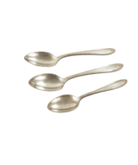 Oneida Bridal Wreath 1915 Silverplate 3 Pieces 2 Teaspoons 1 Tablespoon - $8.64 CAD