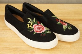 NWOT Big Buddha Size 11 Women Slip On Black Floral Rose Embroidery Shoes - £21.49 GBP
