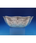 Tiffany &amp; Co. Sterling Silver Bowl Acid-Etched Leaves 9&quot; 5 Pints (#4346-2) - $52,683.28 MXN