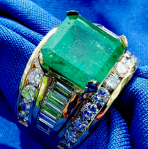 Earth mined 8ct Emerald Diamond Engagement Ring Vintage Solitaire Solid 18k Gold - £13,561.28 GBP