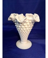 Beautiful Fenton Milk Glass Vase 5.5&quot; Hobnail White Crimped Ruffled Rim - £13.42 GBP