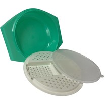 Tupperware Green Bowl With White Grater Slicer And Lid 786-4 Vintage Set Nice - £12.43 GBP
