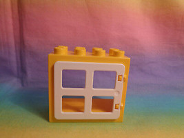 LEGO Duplo Window Frame Brick Replacement Parts Yellow / White Panes 4x4x2 - $1.49