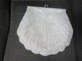 &quot;&quot; WHITE, BEADED, SHELL SHAPED SMALL PURSE WITH EMBELLISHED HANKIE&quot;&quot; - W... - £7.10 GBP