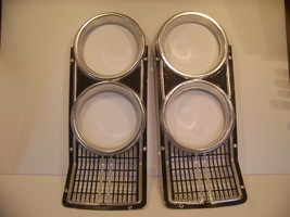 1966 Dodge Coronet Headlight Bezels Oem Pair - £134.41 GBP