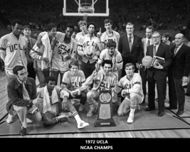 1972 UCLA BRUINS 8X10 TEAM PHOTO NCAA BASKETBALL CHAMPS - $4.94