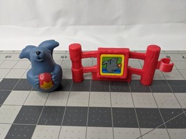 Fisher Price Little People Zoo Seal Red Fence Lot - $7.95