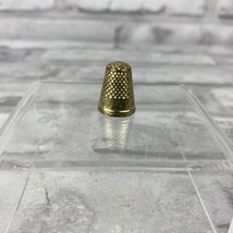 Monopoly Deluxe Edition Gold Thimble Token 1998 - £4.73 GBP
