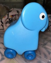 1980's Vintage Little Tikes Wagon Friends Blue Elephant On Wheels Toddler Toy - $9.65