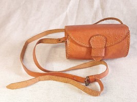 Vintage Small Brown / Tan Cylinder Shoulder Purse / Shoulder Bag - £35.00 GBP