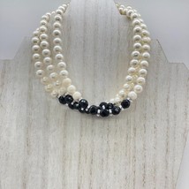 Vintage 3 Strand Faux Pearl Beaded 13&quot; Choker Necklace Black Faceted Beads - £11.60 GBP