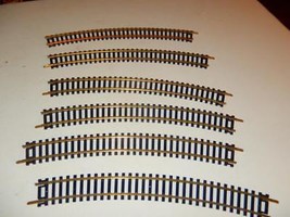 HO TRACK-  6  ASSORTED BRASS CURVE TRACK SECTIONS - GOOD - H16 - $3.17