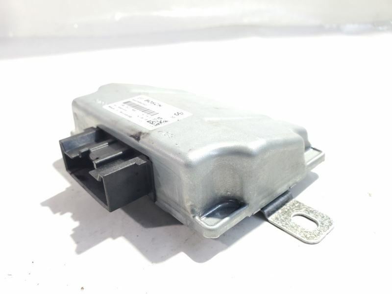 2018 Maserati Levante OEM 56029583 Volt Stabilizer Control Module   Item image 8