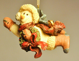 Boyds Bears &amp; Friends: Chilly With Wreath - # 2564 - Folkstone Ornament - $14.82