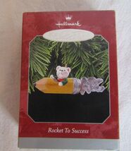 HALLMARK KEEPSAKE ORNAMENT 1998 &quot;ROCKET TO SUCCESS&quot; RGH17 - $10.58 CAD