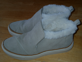 TOMS "PAXTON" TAN SUEDE LEATHER SLIP-ON SHOES W/FAUX FUR LINING-RUBBER S... - $22.00