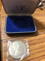 1975 New Zealand &quot;Fern Leaves&quot; $1 Coin - $32.85 CAD