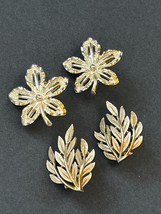Vintage Lot of Sarah Cov Marked Cinquefoild Silvertone Leaf &amp; Trifari Si... - $16.69