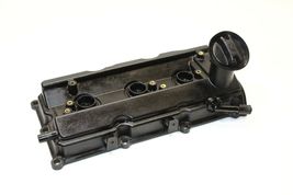 2006-2010 INFINITI M35 LEFT DRIVER SIDE ENGINE VALVE COVER W/ OIL CAP P2059 image 2