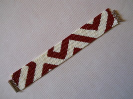 Bracelet, Maroon &amp; Cream ZigZag Motif, Peyote Stitch, Tube Clasp - $39.00