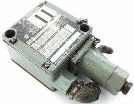 Allen Bradley 836T-T351JX28, Ser. A Pressure Control Switch 600VAC Max 5A Max - $139.95