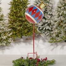 Zaer Ltd. Christmas Metal Gift Box/Ornament Ball Stake in Assorted Style (42.5&quot;  - £141.55 GBP
