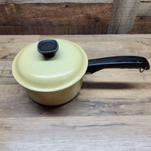 Vintage Club Aluminum Harvest Gold Cookware ~ 2 Quart Saucepot With Lid - £25.41 GBP