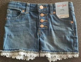 Cat &amp; Jack Brand ~ Girl&#39;s Orchid Shorts ~ Crocheted Trim ~ Size XS (4/5)... - $14.96