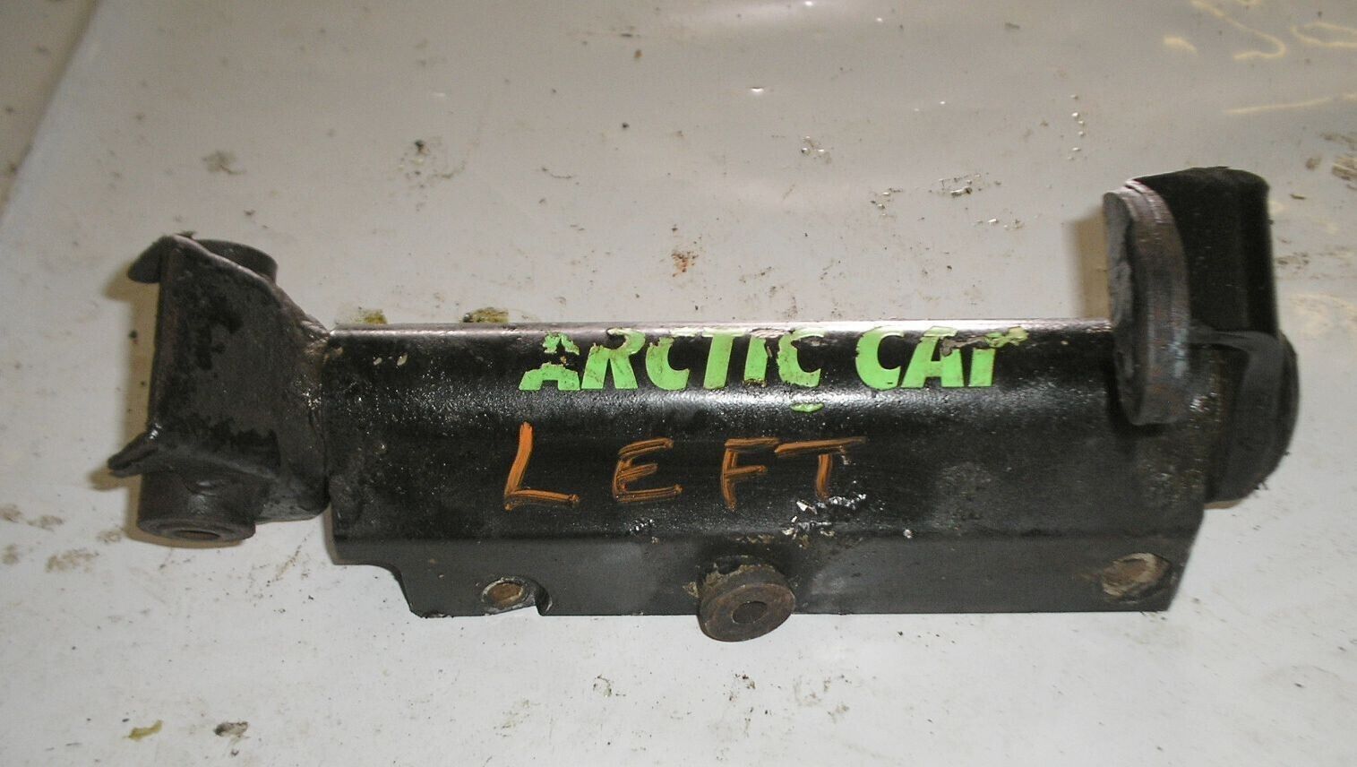 1995 Arctic Cat ZR 580 EFI Left Spindle - $18.88