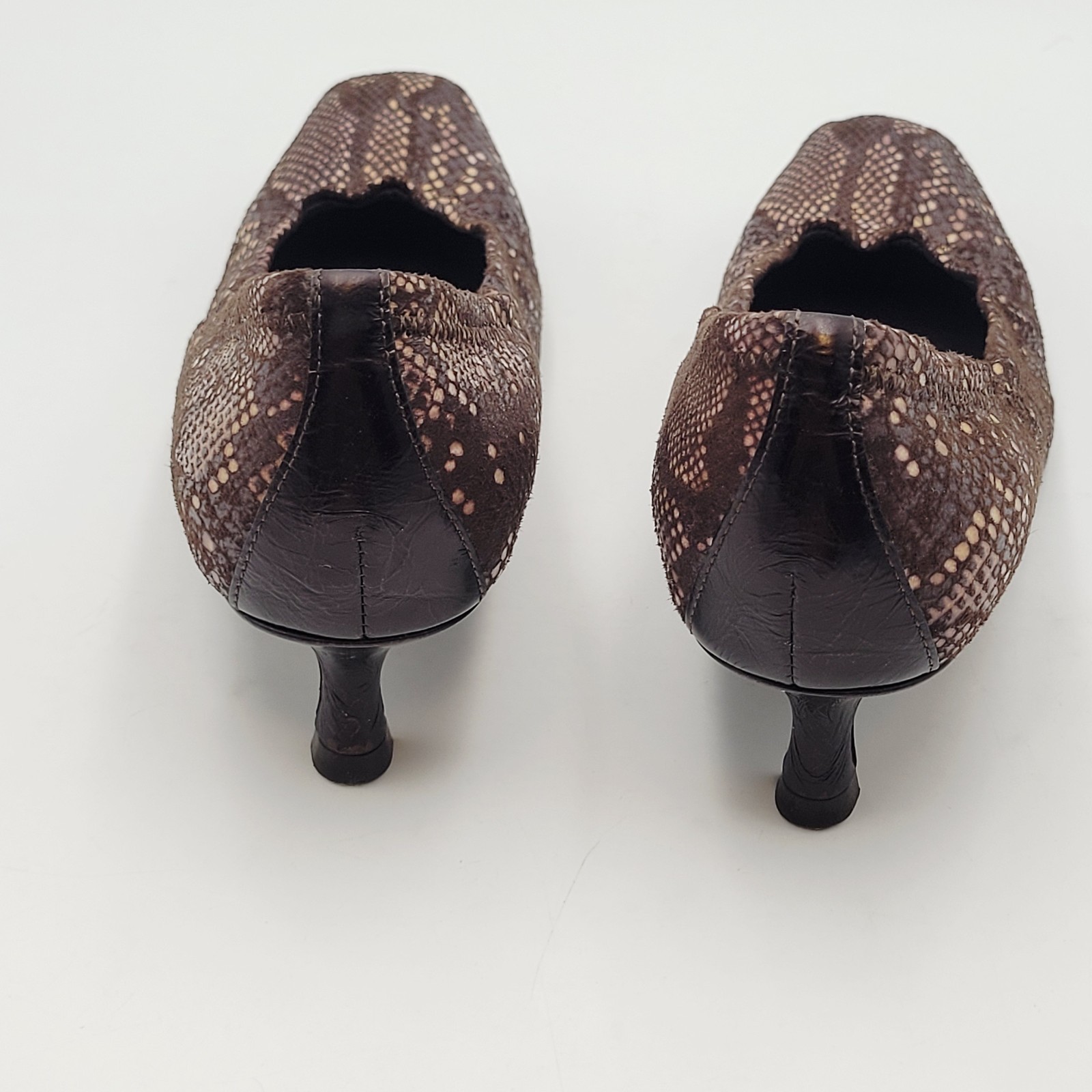 Donald J Pliner Womens Snake Skin  Slip On Kitten Pumps Heels Shoes Size 6 M Item image 7