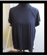 Ann Taylor Ladies Small Top Navy Plain Front and Floral Back - $276.07 MXN